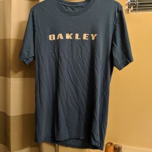Mens Oakley shirt